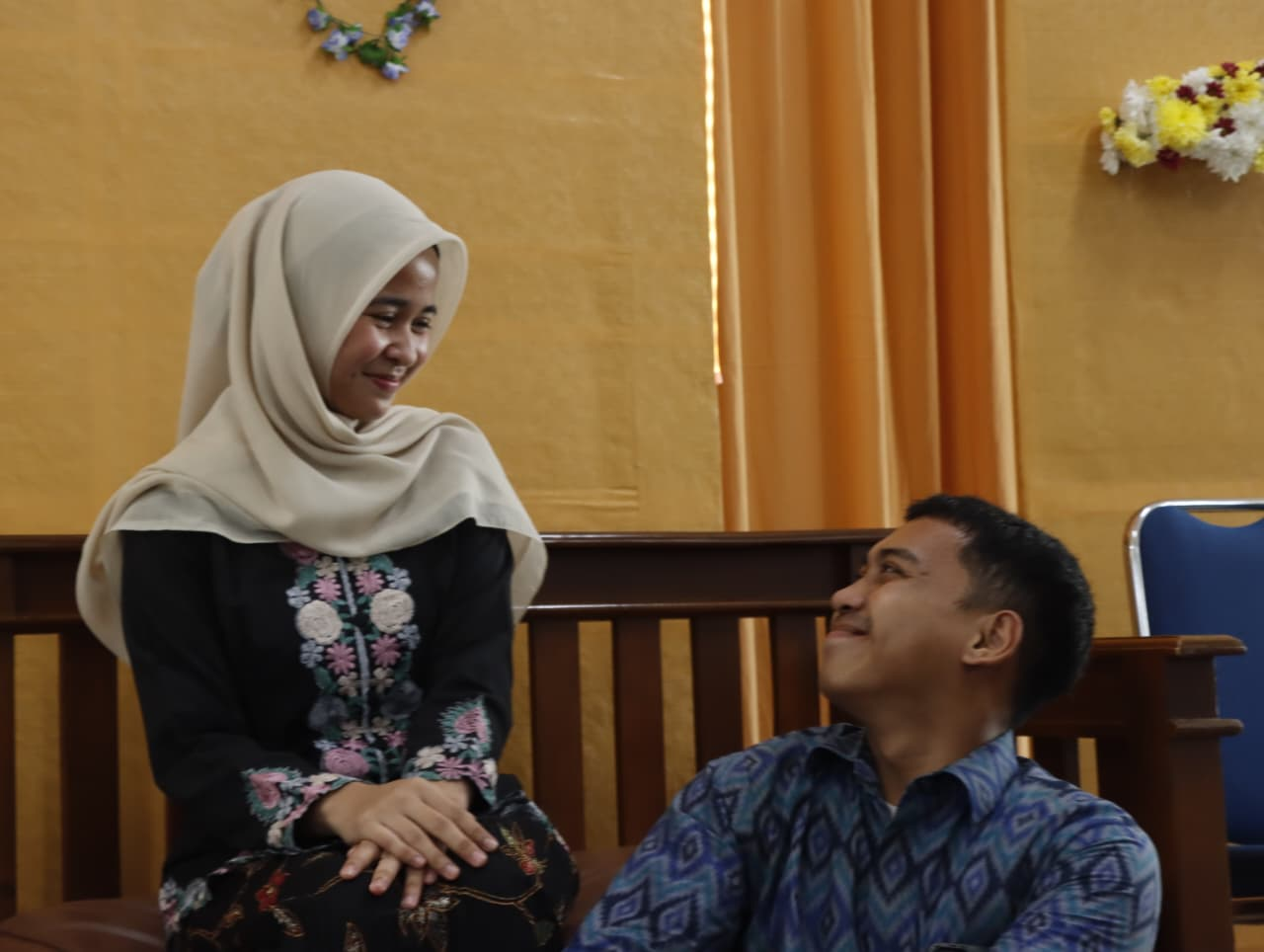 Nesya Manis